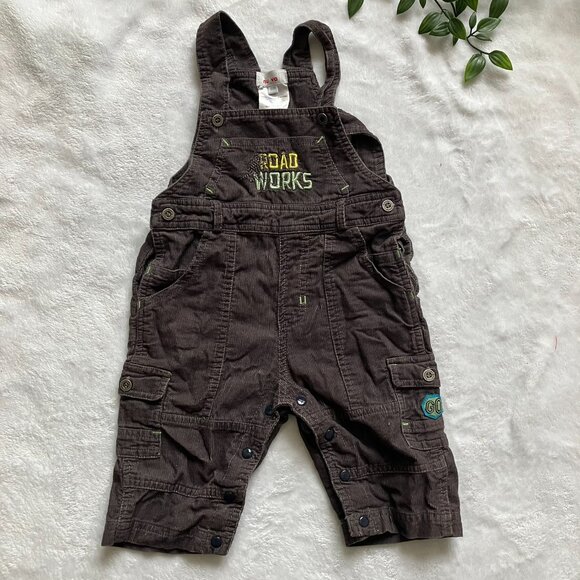 Nuovo Baby Brown Corduroy Overalls 6M | Adjustable Straps | 100% Cotton GUC - Picture 1 of 16